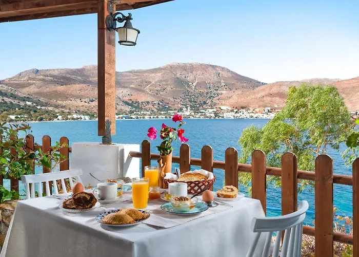 Oda ve Kahvaltı Marina