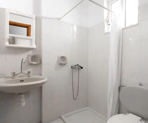 Marina Couette-café 3*