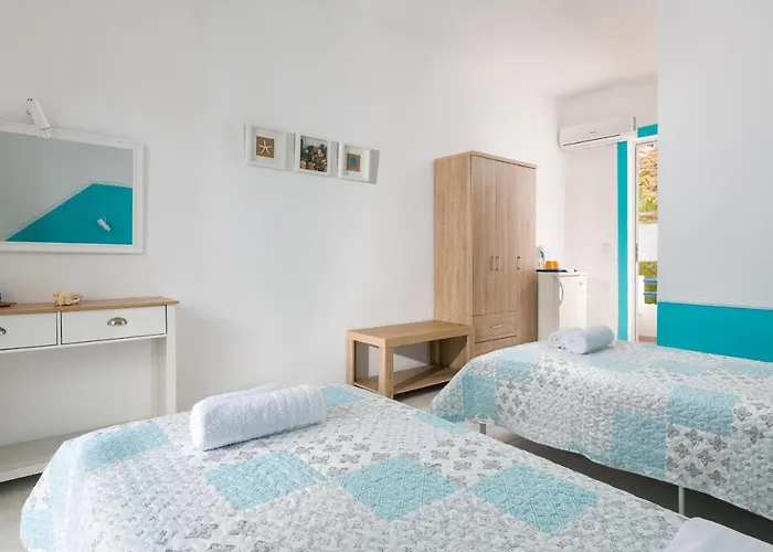 Oda ve Kahvaltı Marina Livadia (Tilos)